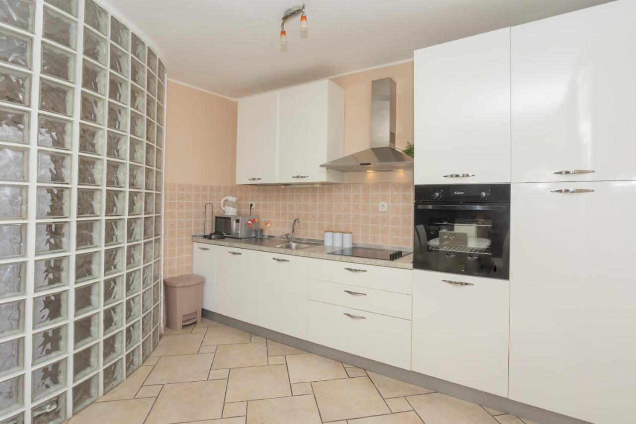 Apartment Mozart Šibenik Buitenkant foto