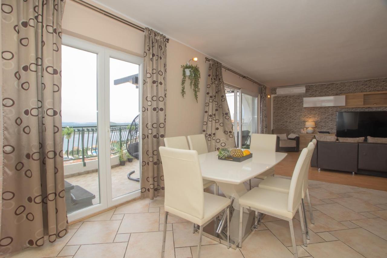 Apartment Mozart Šibenik Buitenkant foto