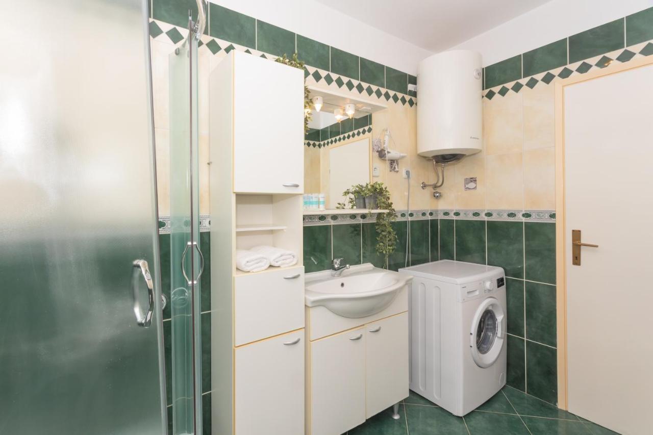 Apartment Mozart Šibenik Buitenkant foto