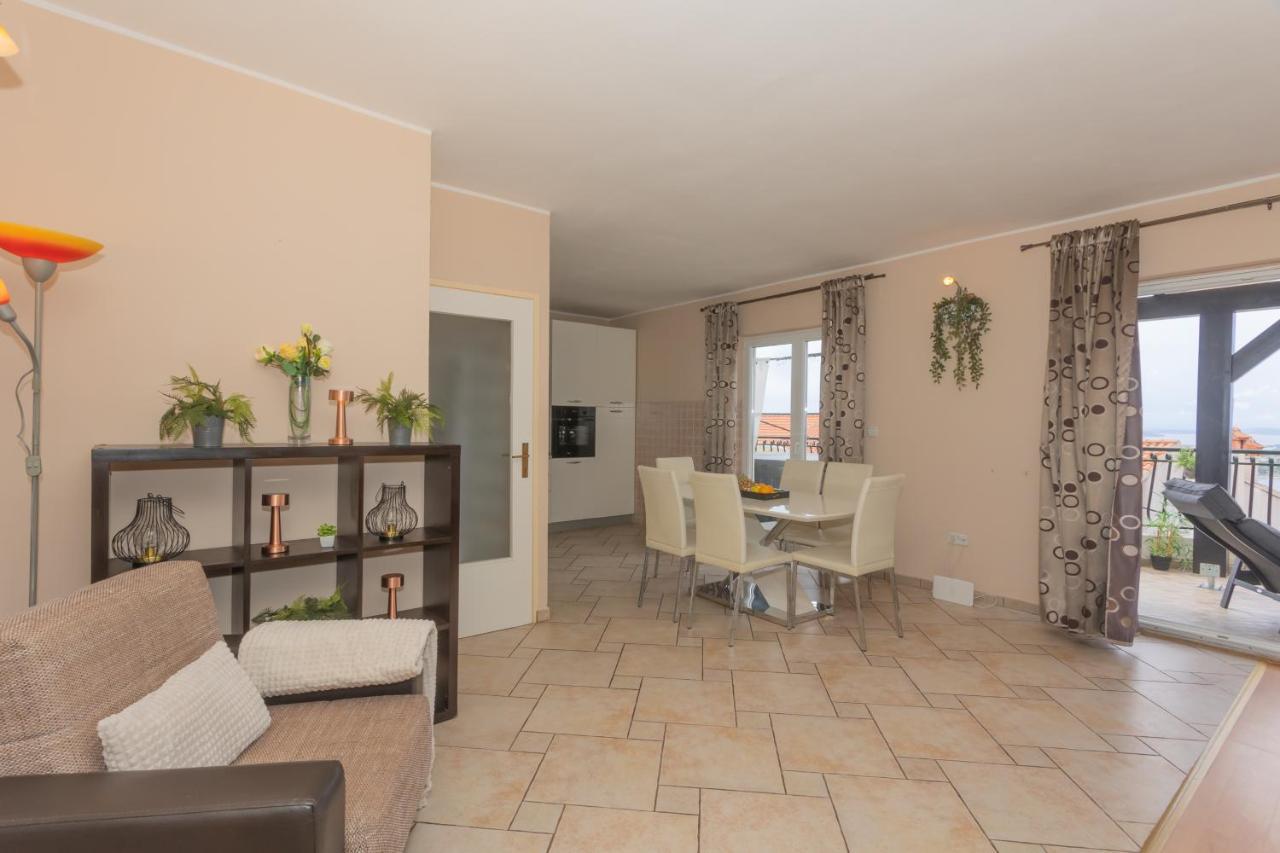 Apartment Mozart Šibenik Buitenkant foto